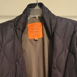 Ladies J. . Crew Black Bomber Cocoon Puffer Jacket with Quilted Design